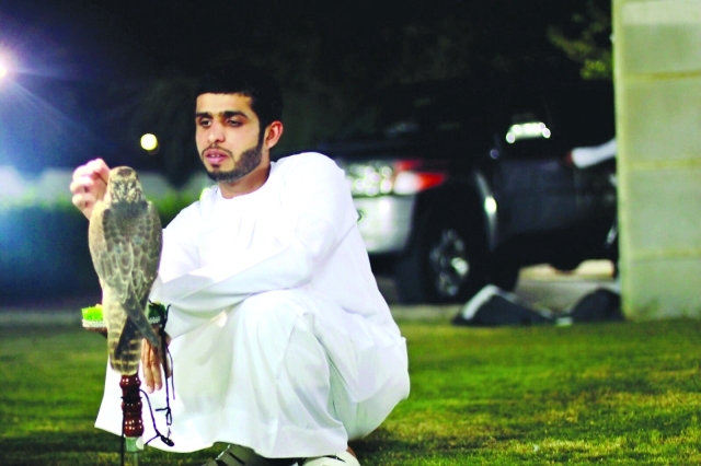"Ⅶ الشهيد سعيد النيادي كان شديد الاهتمام بالبر والنوق والصقور"
