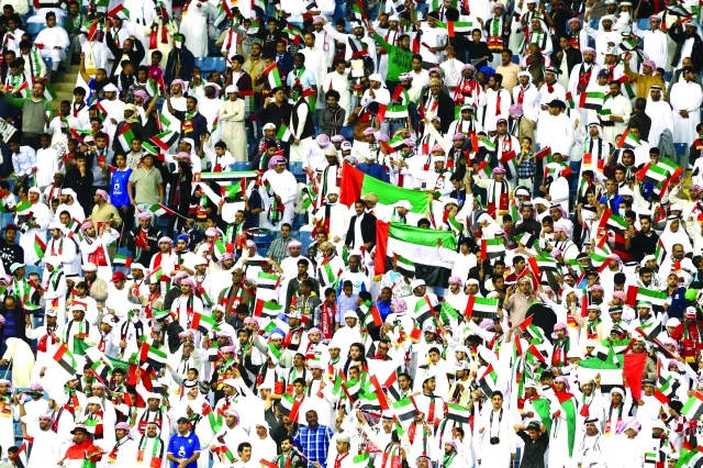 "■ الدعم الجماهيري أحد أبرز عوامل تحقيق النصر | البيان"