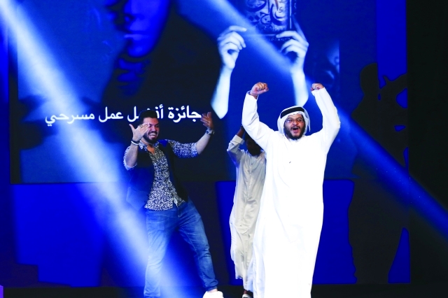 "حسن يوسف حاصد الجوائز"