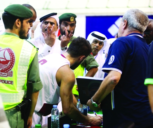 "■ جدل ونقاش مطول شهدته طاولة التسجيل"