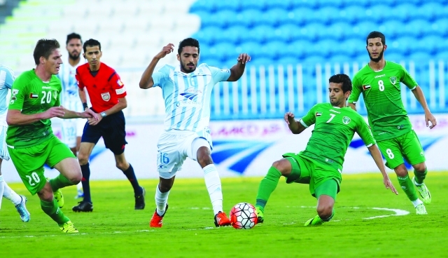 "■ حصار إماراتي لعوانة لاعب بني ياس | تصوير – مجدي اسكندر"