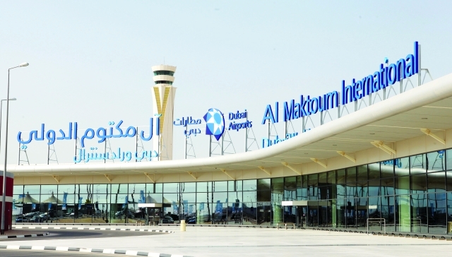 "■ مطار آل مكتوم  من بين  الأكثر إشغالاً في الشحن الجوي  |  البيان"