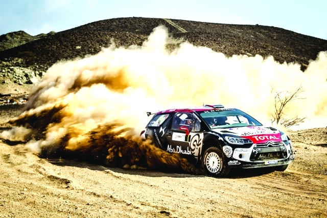 "القاسمي على سيارته سيتروين خلال السباق    | البيان"