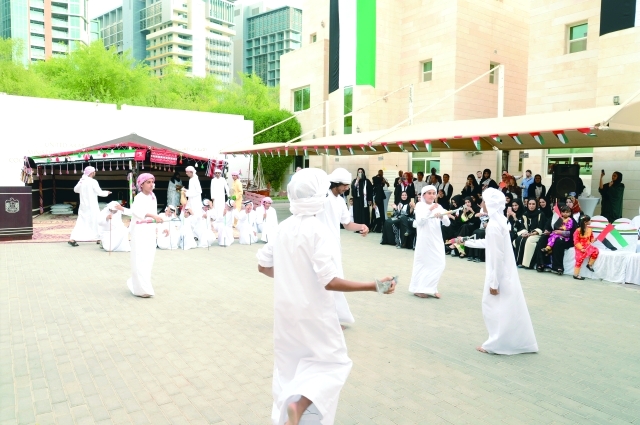 "Ⅶ جانب من الاحتفال"