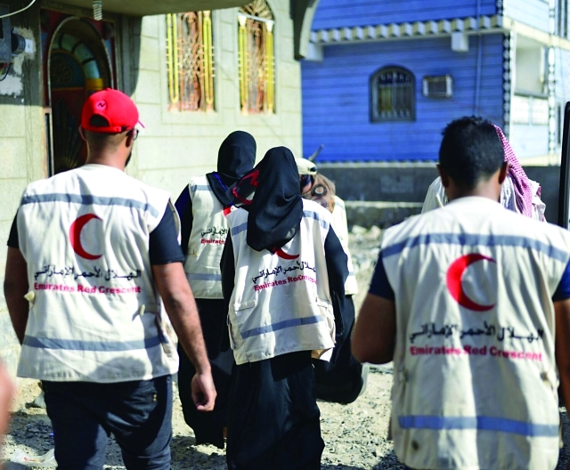 "■ ويقومون بجولة للتعرف إلى حاجات السكان"