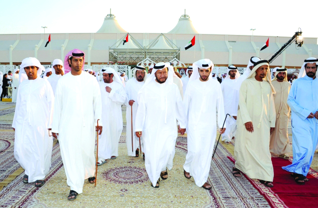 "Ⅶ سموه لدى وصوله إلى مكان الاحتفال"