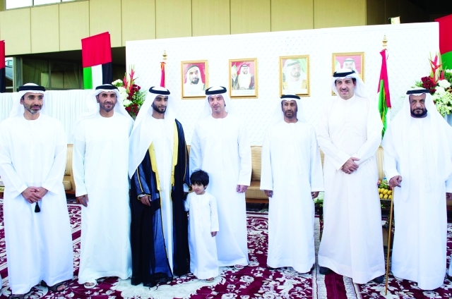 "■ هزاع ونهيان وذياب بن زايد وسعيد الغفلي والعريس عبدالله سعيد الغفلي وسعيد النيادي"