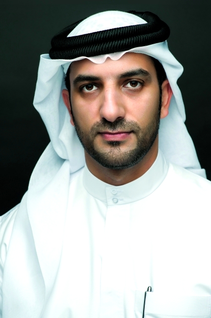 "سلطان بن أحمد القاسمي"