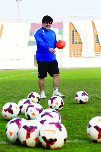 "■ عجمان يتسلح بمعنويات لقب كأس الاتحاد للعودة الى الكبار  |  البيان"