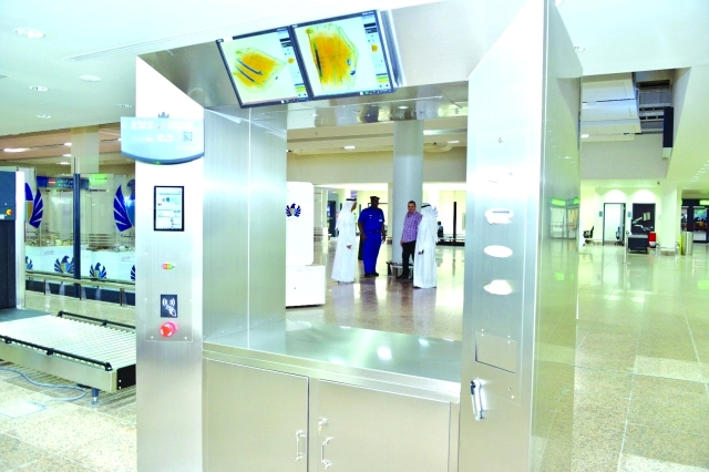 "■ بوابات التفتيش الذكي أيقونة مطارات دبي"