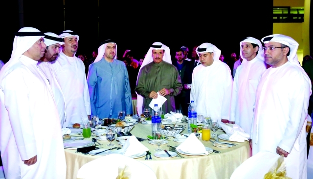"■ المنصوري خلال الحفل الختامي | البيان"