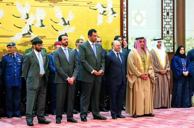 "■ أمل القبيسي وسيف وحامد بن زايد وأنور قرقاش وسلطان الجابر ومبارك المنصوري وخليفة الرميثي وعيسى المزروعي"