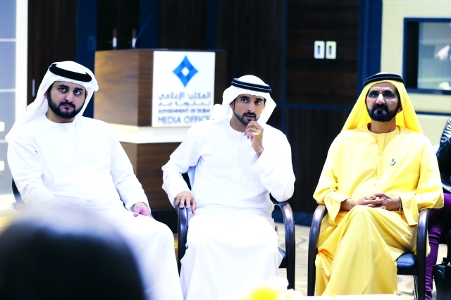 "سموه يتابع مداخلات الطلبة بحضور حمدان ومكتوم بن محمد"