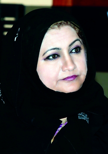 "خلود المنصوري"