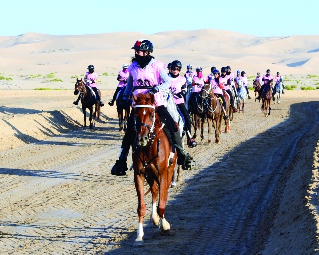 "■ مشاركة قياسية شهدها السباق  |  البيان"