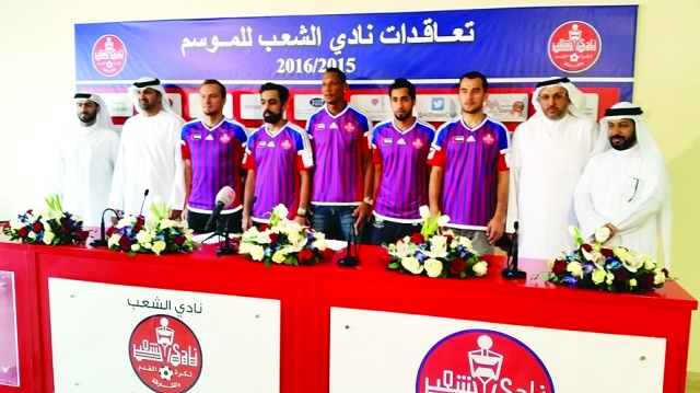 "■ لاعبو الكوماندوز الجدد خلال المؤتمر الصحافي | البيان"