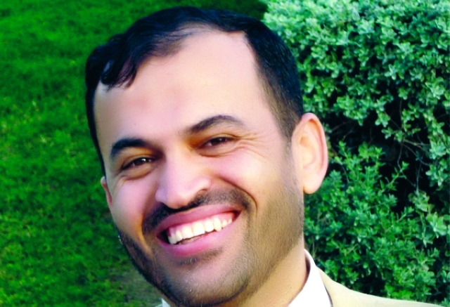 "زكريا العتال"