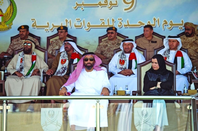 "■ أمل القبيسي وطحنون بن زايد"