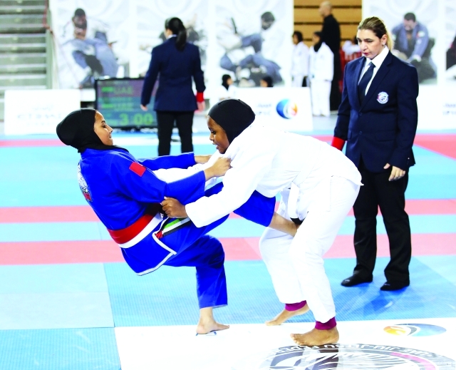 "■ جانب من منافسات البطولة | البيان"