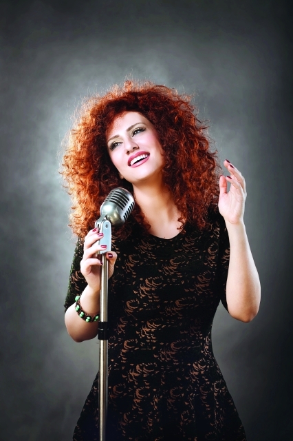 "■ لينا شماميان"