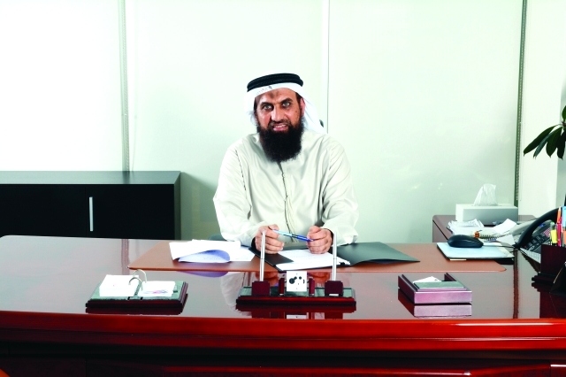 "هاشم القيواني"