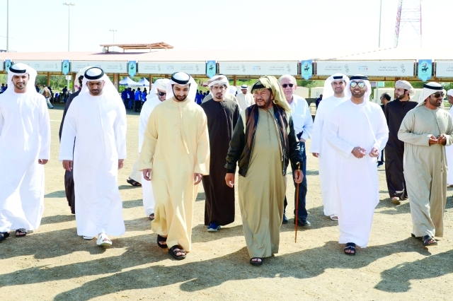 "■ سلطان بن زايد لدى حضوره السباق | البيان"