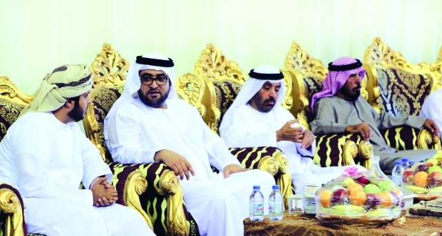 "■ محمد بن حمدان بن زايد يعزي خلفان وعامر الهاملي"