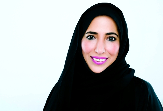 "فاطمة المري"