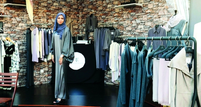 "■ أزياء لطيفة القرق بأناقتها وفخامتها"