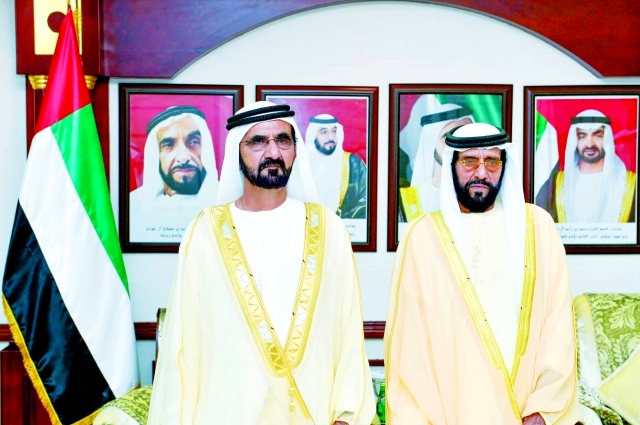 "■ محمد بن راشد وطحنون بن محمد خلال الاستقبال"