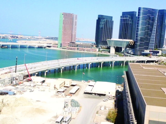 "■ جانب من أعمال جسر الماريا | البيان"