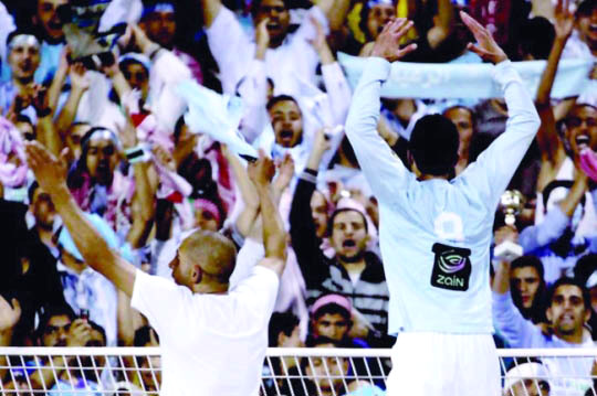 "■ احتفالات اللاعبين أمام الحواجز في الدوري الأردني | البيان"