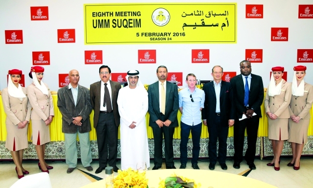 "■ السركال والحلواني يتوسطان الحضور بعد المؤتمر الصحافي | البيان"