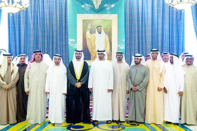 "محمد بن زايد وراشد بن حميد وحمدان بن مبارك وحسين الحمادي والعريس - وام"