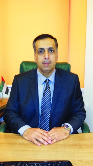 "الدكتور ياسر الجواري"