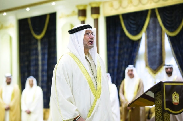 "■ .. وأنور قرقاش"