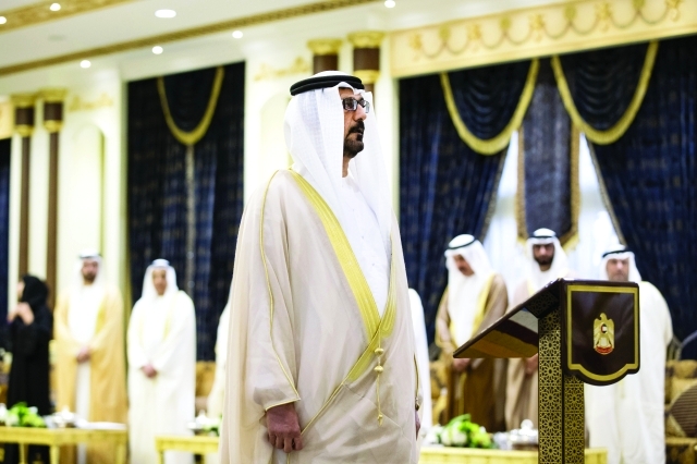 "■  .. وحسين الحمادي"