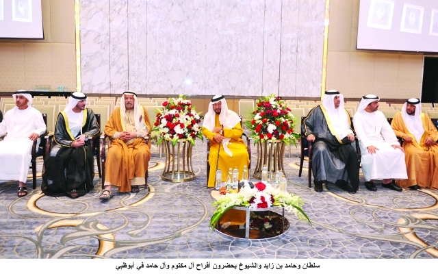 "سلطان وحامد بن زايد وأحمد السويدي ومحمد بن بطي خلال حضورهم حفل الزفاف | وام"