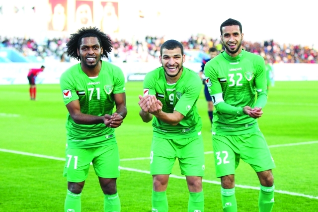 "■ عبد الله علي ومال الله يشاركان جمال إبراهيم الفرحة | البيان"