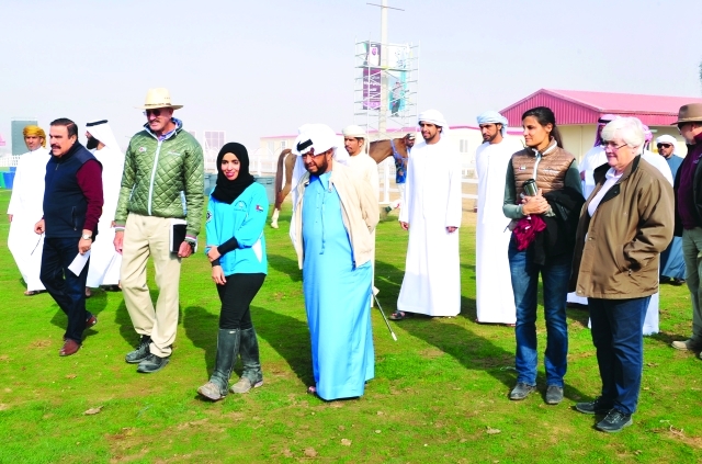 "Ⅶ سلطان بن زايد يتفقد قرية بوذيب العالمية للقدرة"