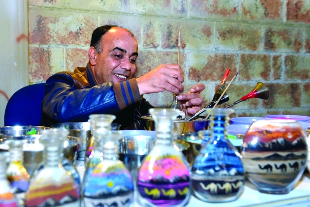 "■ أنامل مبدعة"