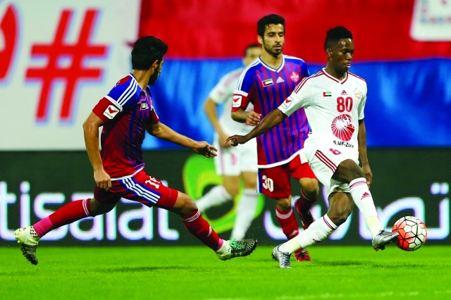 "■ الشارقة يكسب الشعب ويقترب من المنطقة الدافئة | البيان"