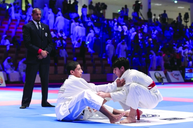"■ جانب من منافسات الجولات التأهيلية | البيان"