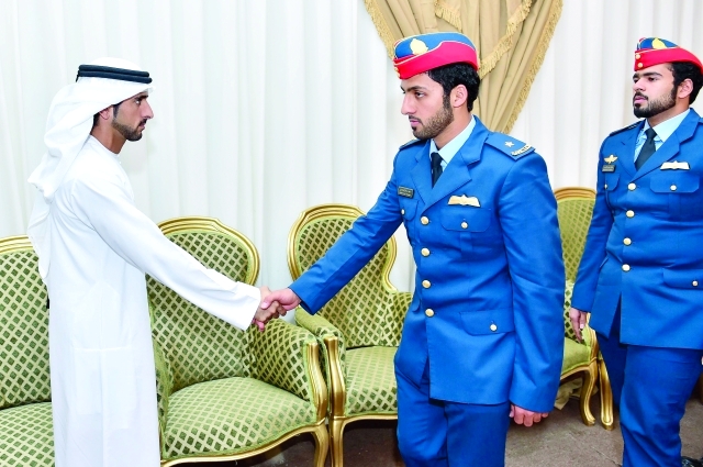 "سموه أثناء العزاء"