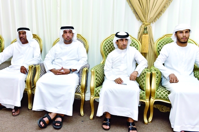 "سعيد بن مكتوم وسعيد هلال أثناء العزاء"