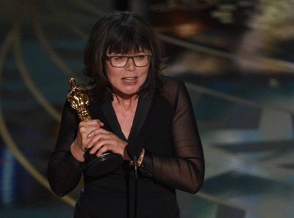 "جائزة أفضل مونتاج سينمائي من نصيب فيلم \"ماد ماكس\""