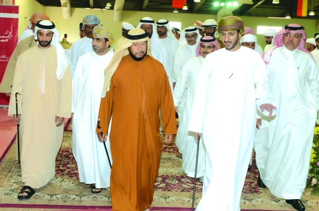"■ سلطان بن زايد لدى وصوله لمتابعة البطولة بحضور خالد بن سلطان"