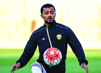 "■ وحيد إسماعيل قلب دفاع الوصل | البيان"