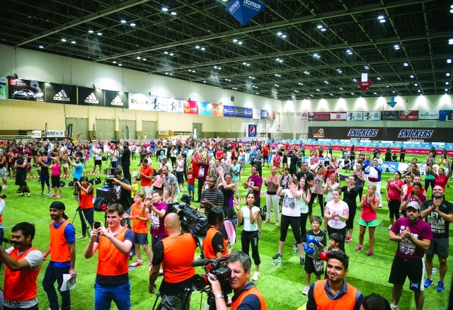"■ تنظيم الفعاليات الرياضية يجذب مليوني مشارك وزائر سنوياً | البيان"