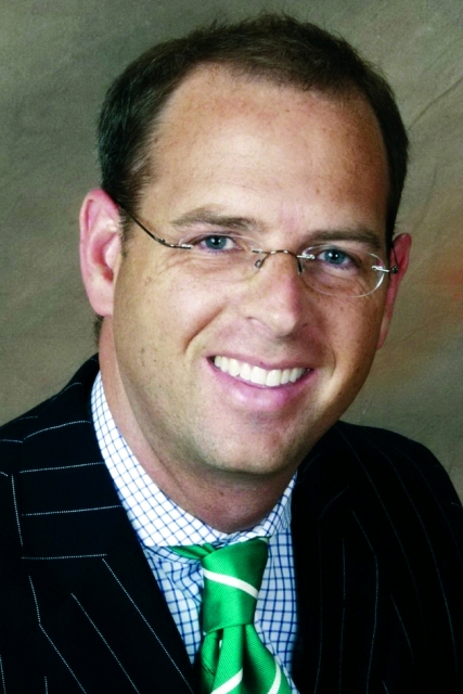 "■ طومي وير"